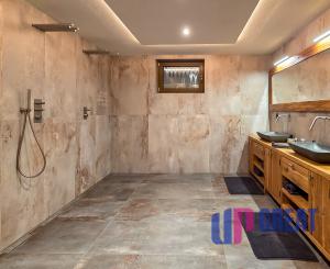 LUXUSNÉ zrubové chalupy s výhľadom na Kriváň (obec Východná)