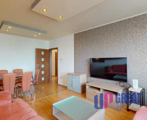 PREDAJ 4 izb. bytu Jilemnického ul., Dunajská Streda, loggia