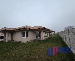 Predaj rodinných domov v obci Čečínska Potôň