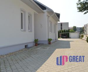 Prenájom priestranného rodinného domu – Sadová ulica, Senica.