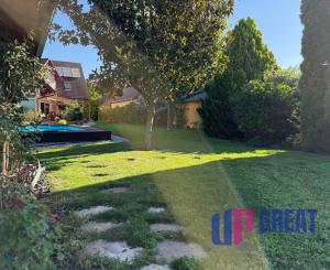 Na predaj 5-izbový rodinný dom s veľkorysou záhradou a bazénom v Podunajských Biskupiciach