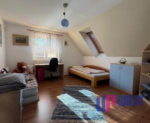 Na predaj 5-izbový rodinný dom s veľkorysou záhradou a bazénom v Podunajských Biskupiciach