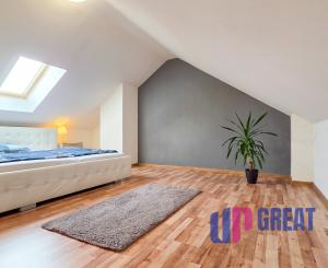 2-izbový mezonetový byt pod Vysokými Tatrami (Veľký Slavkov)