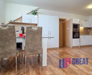 2-izbový mezonetový byt pod Vysokými Tatrami (Veľký Slavkov)