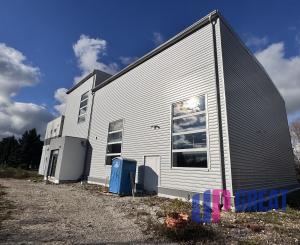 NA PREDAJ: Moderná komerčná budova vo fáze finalizácie – Senica.