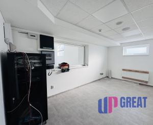 NA PREDAJ: Moderná komerčná budova vo fáze finalizácie – Senica.