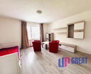 Na prenájom 1-izbový zariadený byt,Holíč -okres Skalica.