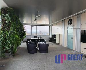 Ikonické Sídlo na prenájom pre Lídrov na 10. Poschodí