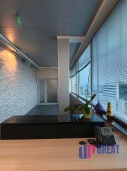 Ikonické Sídlo na prenájom pre Lídrov na 10. Poschodí