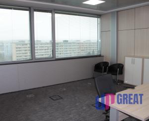 Ikonické Sídlo na prenájom pre Lídrov na 10. Poschodí