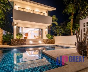 Luxusná 4-izbová vila z travertínu na predaj v Chaweng Noi, Koh Samui