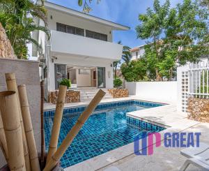 Luxusná 4-izbová vila z travertínu na predaj v Chaweng Noi, Koh Samui