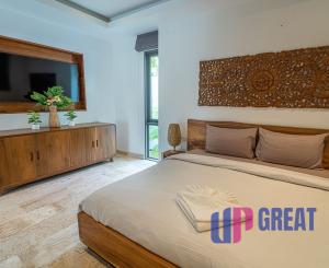 Luxusná 4-izbová vila z travertínu na predaj v Chaweng Noi, Koh Samui