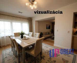 KROMPACHY- rodinný dom (10izieb)+ 3 garáže na PREDAJ !