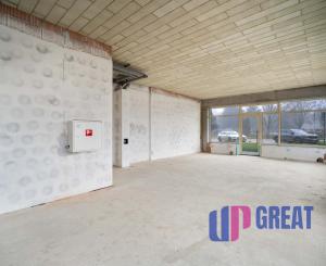 PRENÁJOM obchodných priestorov, Dukelská ul., Bernolákovo