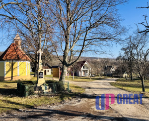Na predaj rozostavaná poschodová vinohradnícka chatka v okrese Skalica – Radošovské vinohrady.