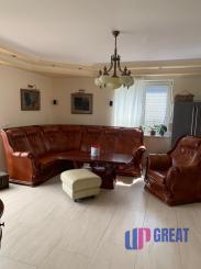 Na predaj 4 izbový  byt so zimnou záhradou a veľkou terasou