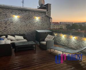 Na predaj 4 izbový  byt so zimnou záhradou a veľkou terasou