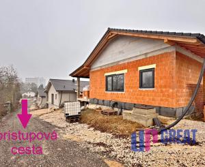 🏡 NA PREDAJ POSLEDNÝ RODINNÝ DOM v súkromnej ulici, Stará Turá