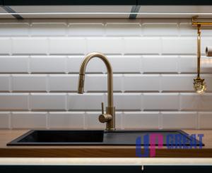 🏡 NA PREDAJ veľkometrážny 2izb.byt a garáž, Nové Mesto nad Váhom