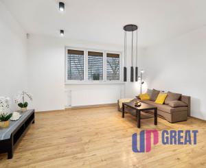 🏡 NA PREDAJ veľkometrážny 2izb.byt a garáž, Nové Mesto nad Váhom