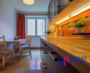 2-izbový byt s balkónom DOLNÝ SMOKOVEC (VYSOKÉ TATRY)