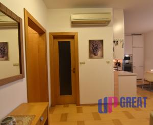 Na prenájom kompletne zariadený 1-izbový byt v Bratislave.