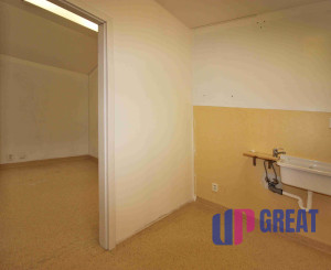 PRENÁJOM ambulancia/služby 36,10 m2, Piešťany, Winterova ul.