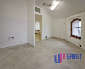 PRENÁJOM ambulancia/služby 36,10 m2, Piešťany, Winterova ul.