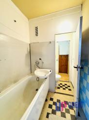 Priestranný 3-izbový byt 84 m² s balkónom – Skalica, Dr. Clementisa.