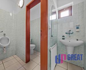 PREDAJ KOMERČNÉHO PRIESTORU, ROHOVCE (25 min. Bratislava R7)