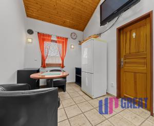 PREDAJ KOMERČNÉHO PRIESTORU, ROHOVCE (25 min. Bratislava R7)