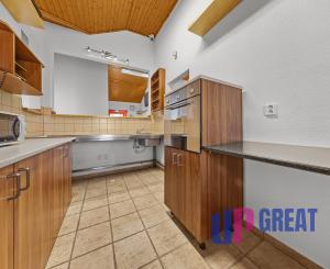 PREDAJ KOMERČNÉHO PRIESTORU, ROHOVCE (25 min. Bratislava R7)