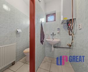 PREDAJ KOMERČNÉHO PRIESTORU, ROHOVCE (25 min. Bratislava R7)