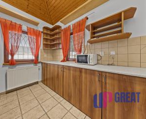 PREDAJ KOMERČNÉHO PRIESTORU, ROHOVCE (25 min. Bratislava R7)