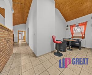 PREDAJ KOMERČNÉHO PRIESTORU, ROHOVCE (25 min. Bratislava R7)