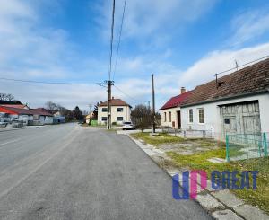 3-izbový rodinný dom s dvorom a stodolou – Petrova Ves, okres Skalica.