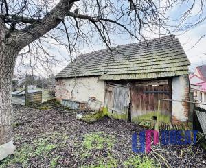 3-izbový rodinný dom s dvorom a stodolou – Petrova Ves, okres Skalica.