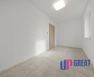 NA PREDAJ – 2-IZB. DOMČEK Rohovce, 25 min od BA