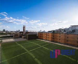 Exkluzívny 4-izbový byt s loggiou a súkromnou záhradou na lukratívnej adrese Pod Vtáčnikom