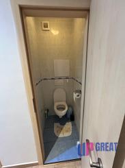 PREDAJ: Slnečný 3-izbový byt v srdci Ružinova – tehla a zeleň