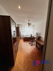 PREDAJ: Slnečný 3-izbový byt v srdci Ružinova – tehla a zeleň