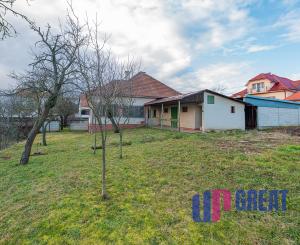 NA PREDAJ Rodinný dom s pozemkom 1188 m² - Moravské Lieskové