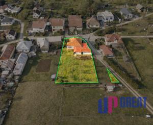 NA PREDAJ Rodinný dom s pozemkom 1188 m² - Moravské Lieskové