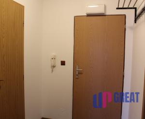 Na predaj 1 izbový byt na Doležalovej ulici