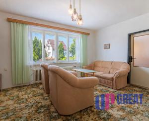 PREDAJ - Rodinný dom - Čachtice