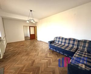 Na predaj priestranný 3-izbový byt s balkónom – Holíč, ul. M. Nešpora.