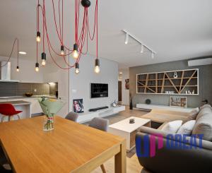 PREDAJ 2 izb. bytu Podunajská, Bratislava, balkón, parking