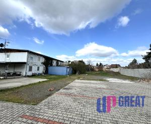 NA PREDAJ | Rozsiahly komerčný areál s investičným potenciálom – Malacky.