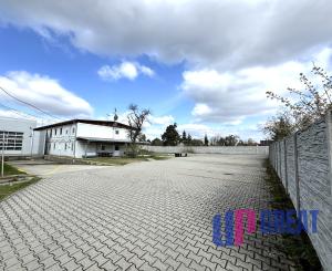 NA PREDAJ | Rozsiahly komerčný areál s investičným potenciálom – Malacky.